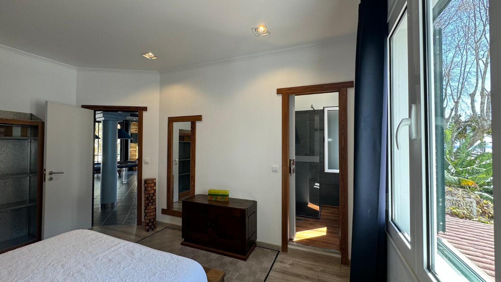 The Modern & Recycled House Apartamento