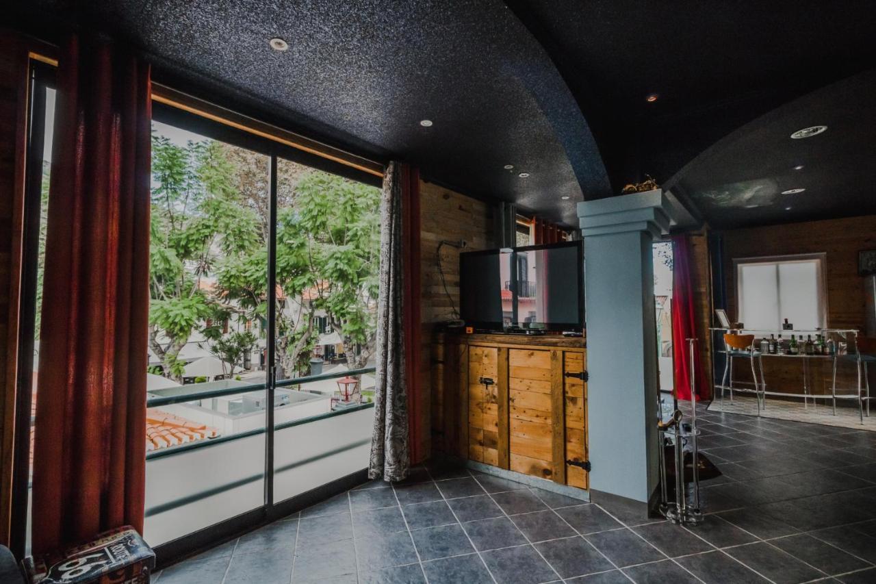 Apartment The Modern & Recycled House Machico (Madeira)